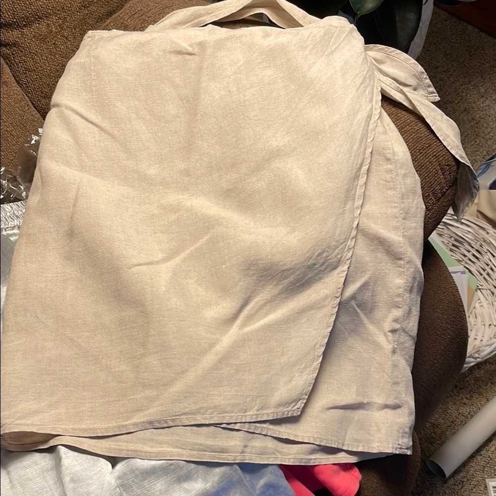 Banana Republic Light Tan Midi Skirt